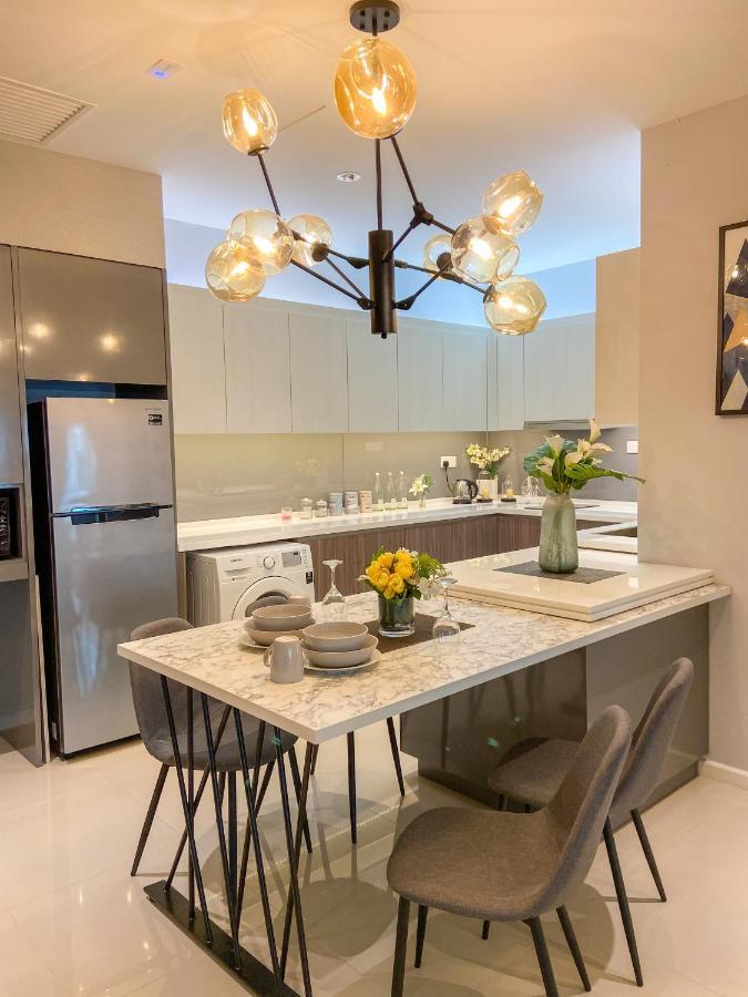 Suasana Residence By Nest Home جوهر بهرو المظهر الخارجي الصورة