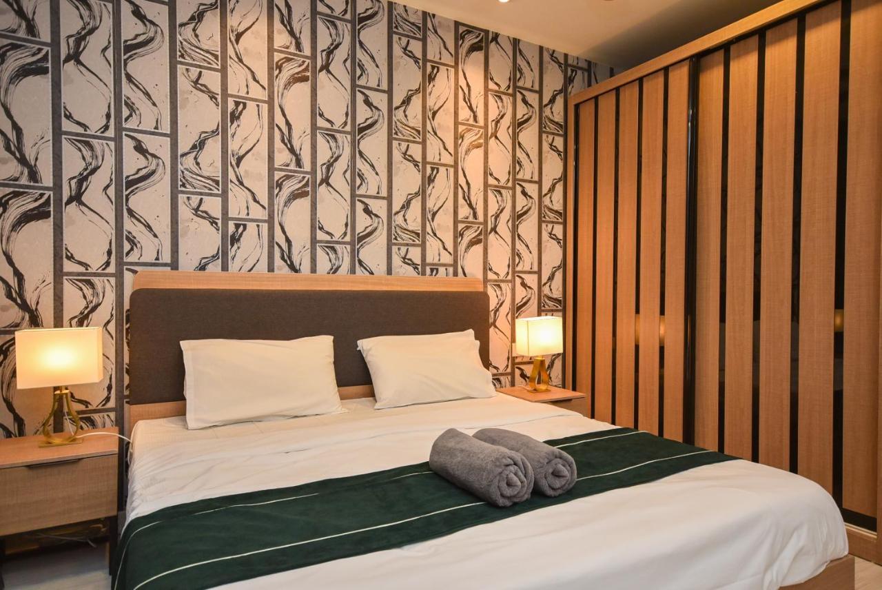 Suasana Residence By Nest Home جوهر بهرو المظهر الخارجي الصورة