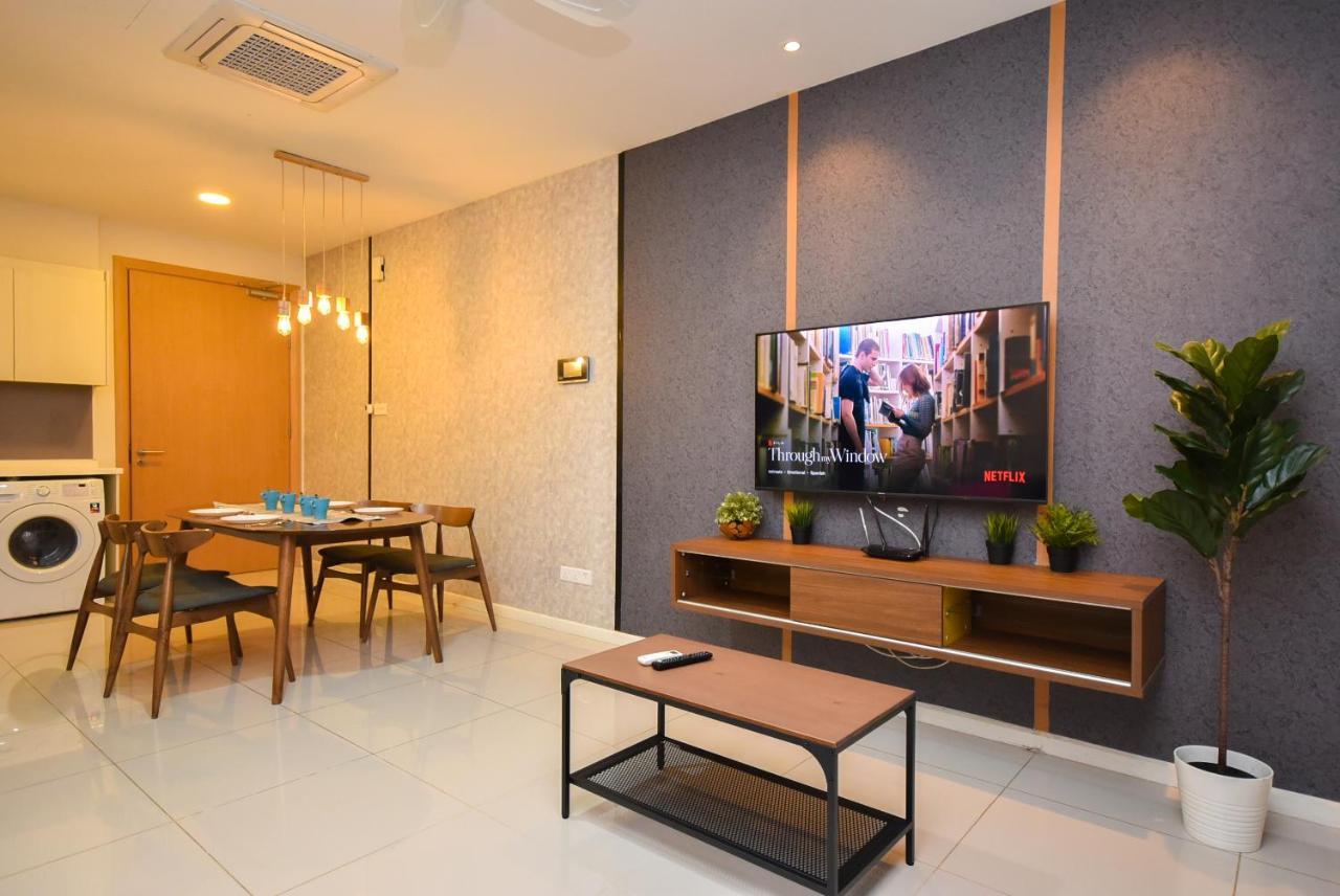 Suasana Residence By Nest Home جوهر بهرو المظهر الخارجي الصورة